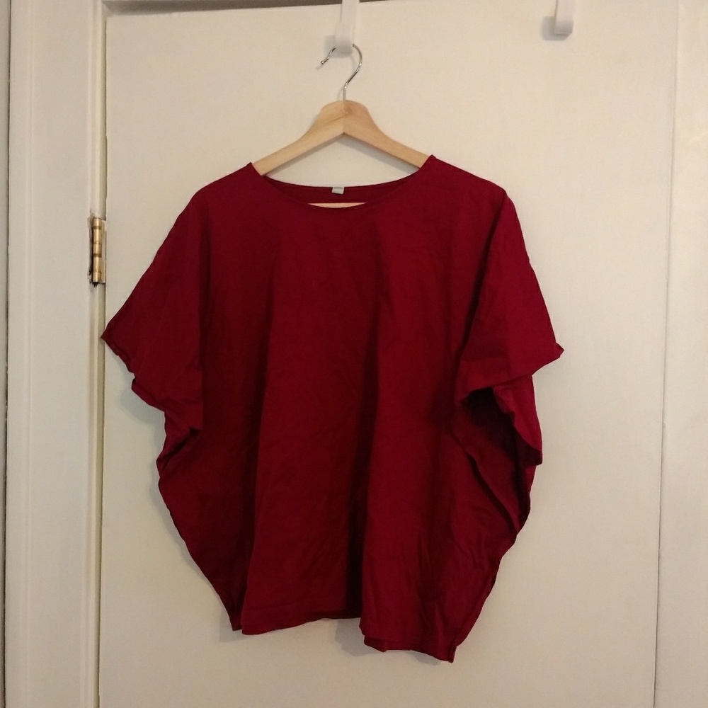 Uniqlo boxy batwing tee